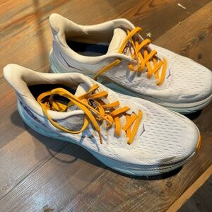Women's Hoka Clifton 8 Tennis shoes